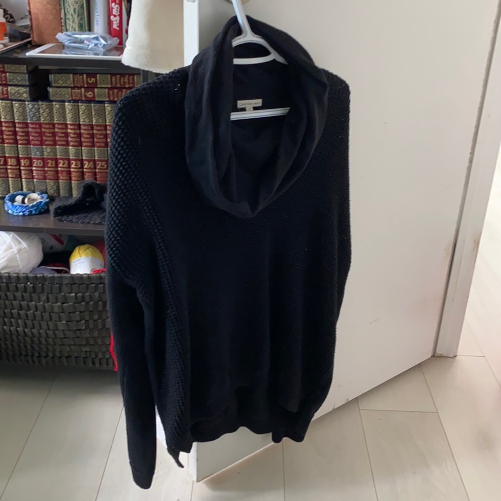 Black sparkle turtle neck